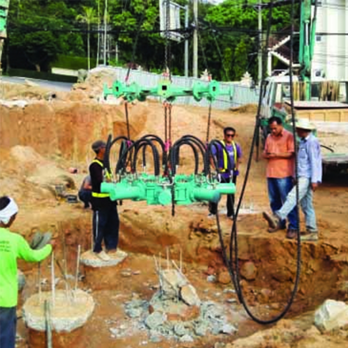 Piling Cutter 230kg 4.5t Concrete Pile Cutting Machine 1800mm Round Hydraulic Pile Cutter