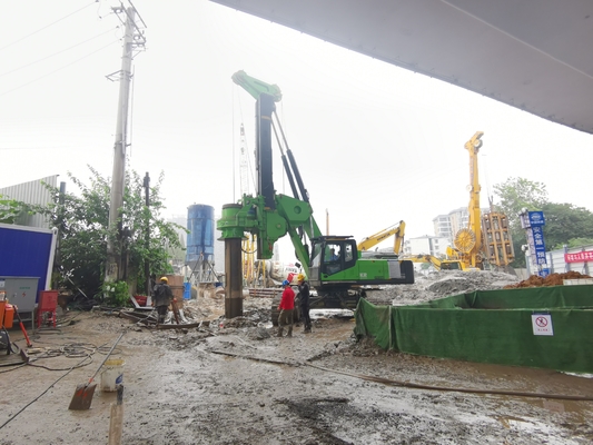 KR300ES Rotary Drilling Piling Rig Low Headroom Hydraulic 320KN/M