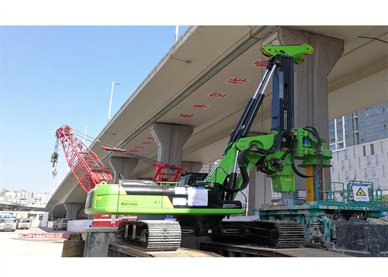 Telescopic Low Headroom Piling Rig 200kN Crowd Force 20t Short Height 30rpm